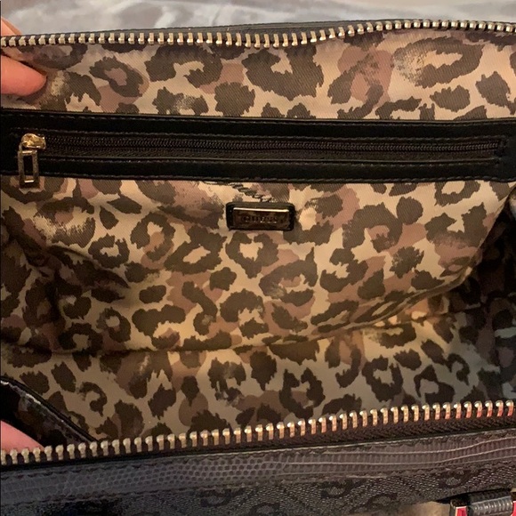 Guess Satchel Handbag - Picture 7 of 7